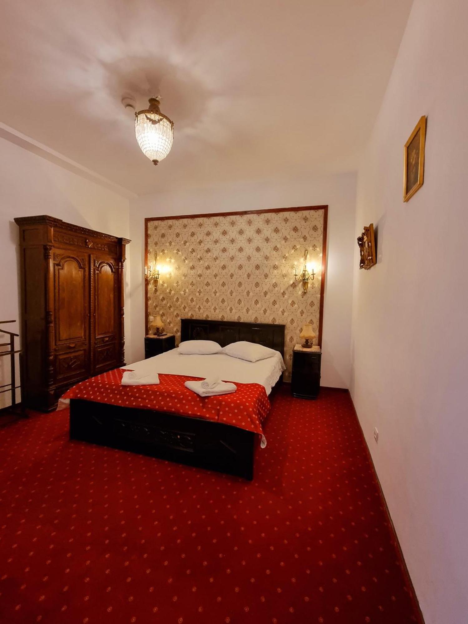 Hotel Perla Oltului Căciulata Exterior foto