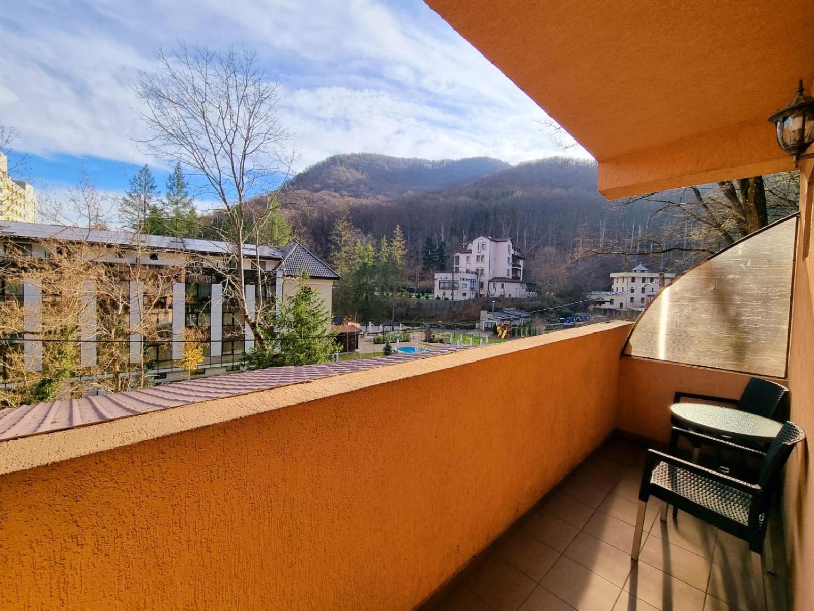 Hotel Perla Oltului Căciulata Exterior foto